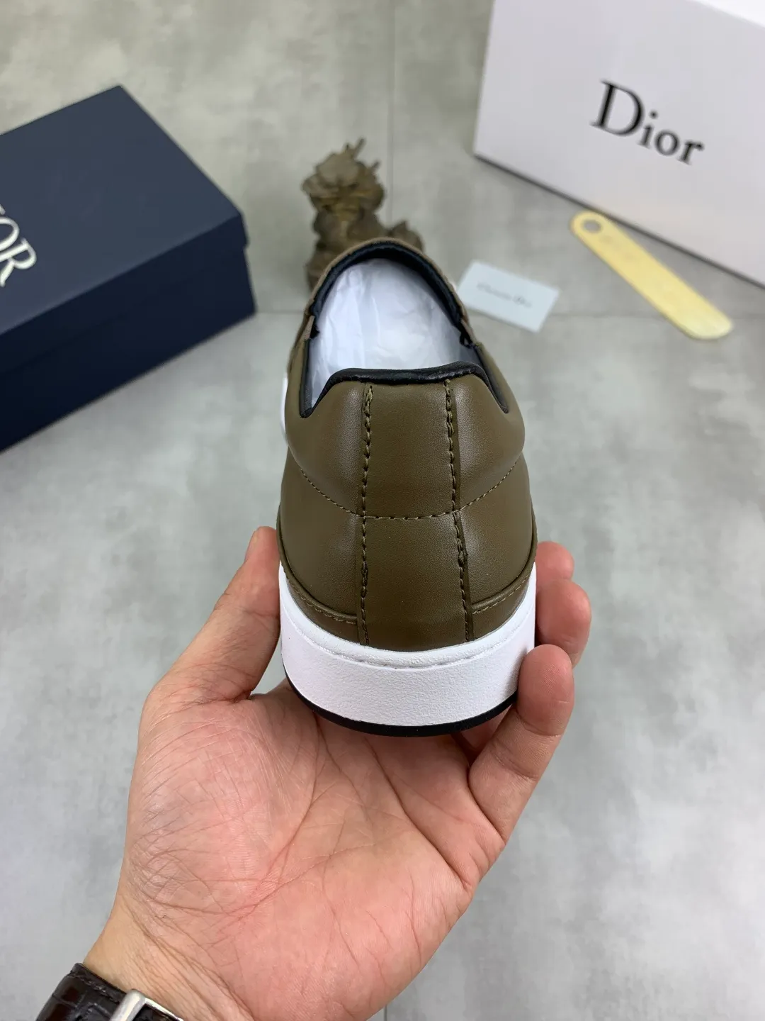 Men's Men's Shoes💰P400💰[New Style]🆘[Dior] 2025 Dior Original Lace-up Low-top Men's Shoes Classic casual shoes 🔥This model is the official flagship model with high quality and made by famous original designers. It is made of high-quality cowhide with original materials➕Comfortable and breathable mesh lining➕Pigskin insole. The perfect last shape and generous and fashionable design have attracted many consumers. Suitable for drivers to drive🚗. What you want is the highest quality in the market. Color: 4️⃣Color code number: 38--44 (45 customized)